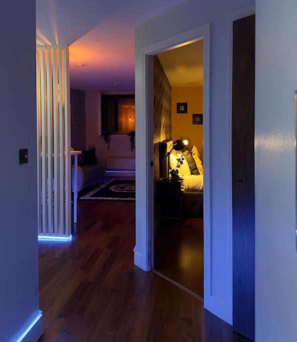 Cosy City Centre Apartment With Parking Birmingham Esterno foto